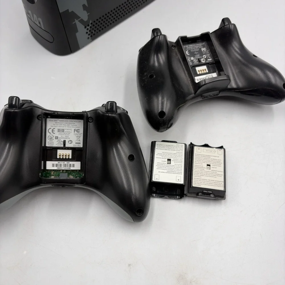 Xbox 360 Call Of Duty: Modern Warfare 2 Limited Edition Console Bundle